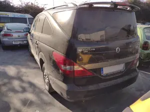 SSANGYONG RODIUS foto 4