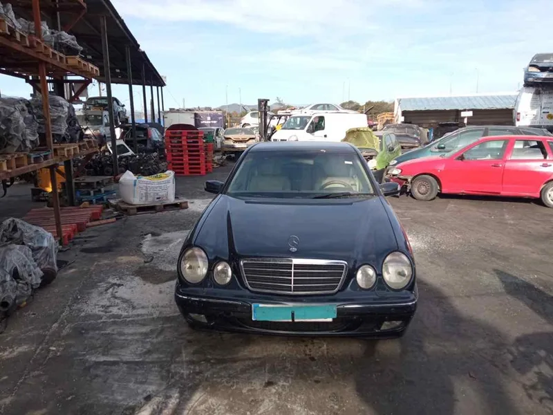 MERCEDES-BENZ CLASE E (BM 210) FAMILIAR
