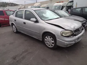 OPEL ASTRA G BERLINA foto 4