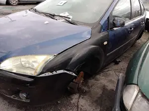 FORD FOCUS BERLINA (CAP) foto 3