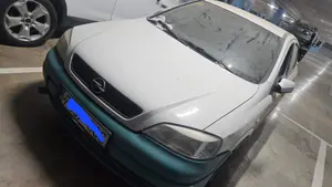 OPEL ASTRA G BERLINA foto 3