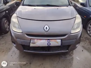 RENAULT CLIO III foto 1