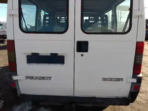 PEUGEOT BOXER (290/330) FURGÓN ACRISTALADO BAT.2850MM (2002) foto 2