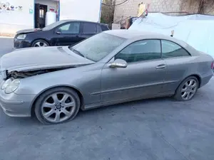 MERCEDES-BENZ CLK (BM 209) COUPE foto 3