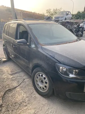 VOLKSWAGEN TOURAN (1T3) foto 3