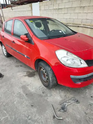 RENAULT CLIO III foto 7