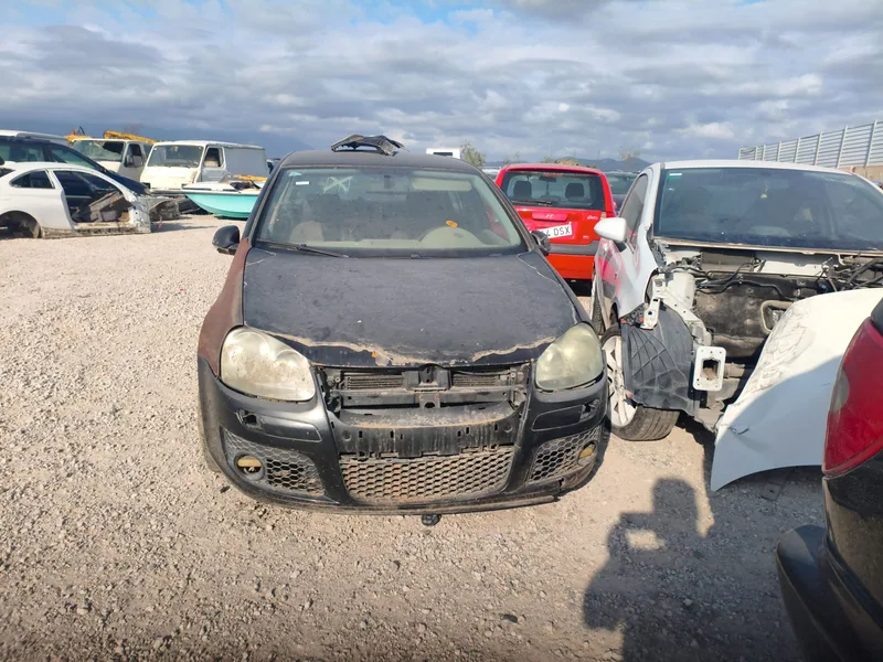 VOLKSWAGEN GOLF V (1K1)(10.2003)