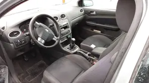 FORD FOCUS BERLINA (CAP) foto 14