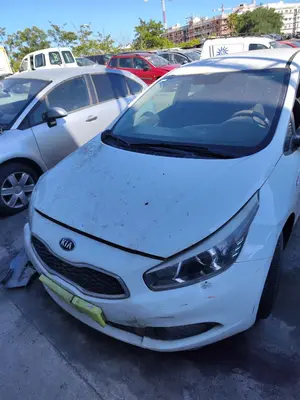 KIA CEED (JD) foto 9