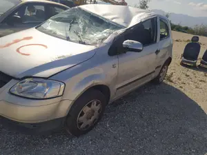 VOLKSWAGEN FOX (5Z1)(04.2005) foto 5