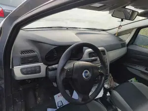 FIAT GRANDE PUNTO (199) foto 5