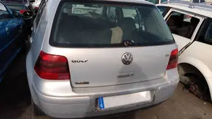 VOLKSWAGEN GOLF IV BERLINA (1J1)(10.1997) foto 16