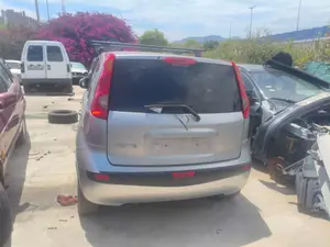 NISSAN NOTE (E11E) foto 5