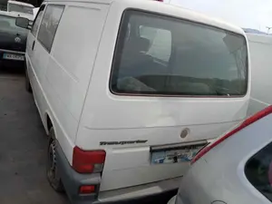VOLKSWAGEN T4 TRANSPORTER BUS foto 2