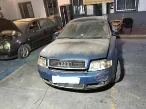 AUDI A4 BERLINA (8E) foto 1