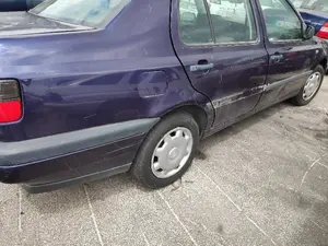 VOLKSWAGEN VENTO (1H2) foto 5
