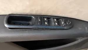 PEUGEOT 407 foto 18