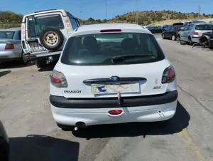 PEUGEOT 206 foto 7