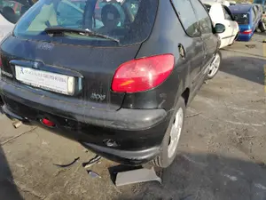 PEUGEOT 206 foto 9