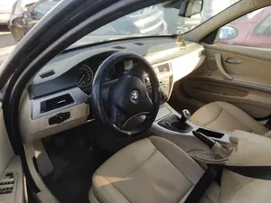 BMW SERIE 3 BERLINA (E90) foto 5