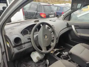 CHEVROLET AVEO HATCHBACK foto 5