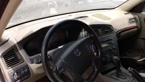 VOLVO XC70 foto 10