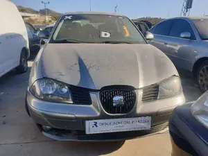SEAT IBIZA (6L1) foto 1