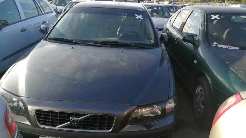 VOLVO S60 BERLINA