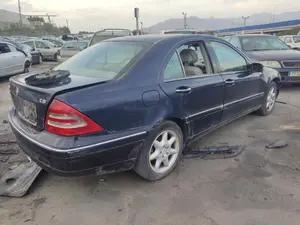 MERCEDES-BENZ CLASE C (BM 203) BERLINA foto 6