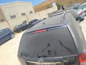 KIA CARNIVAL foto 5