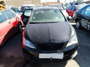 SEAT IBIZA BERLINA (6J5) foto 1