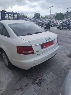AUDI A6 BERLINA (4F2) foto 4