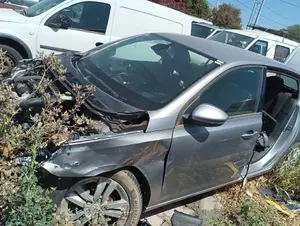 PEUGEOT 308 foto 3