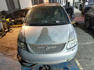 CHRYSLER VOYAGER (RG) foto 1