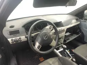 OPEL ASTRA H TWIN TOP foto 2