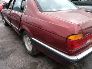 BMW SERIE 7 (E32) foto 2