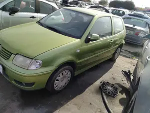 VOLKSWAGEN POLO III BERLINA (6N2) foto 3
