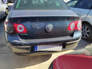 VOLKSWAGEN PASSAT BERLINA (3C2) foto 10