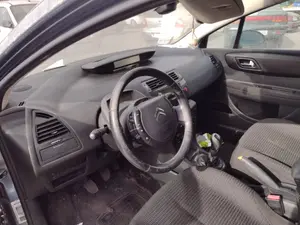 CITROEN C4 BERLINA foto 6