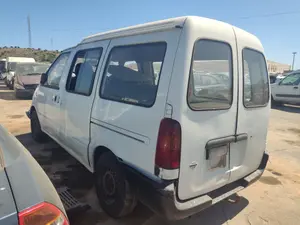 NISSAN SERENA (C23M) foto 2