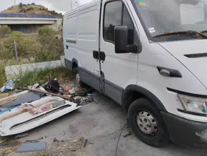 IVECO DAILY FURGÓN foto 8