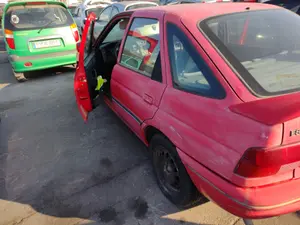 FORD ESCORT BERL./TURNIER foto 7