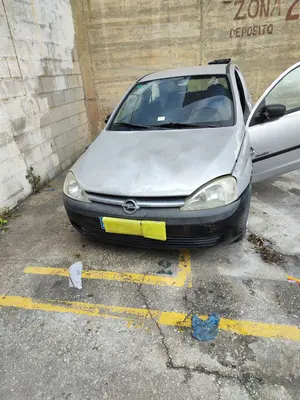OPEL CORSA C foto 1