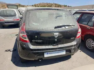 DACIA SANDERO foto 2