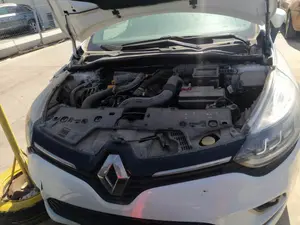 RENAULT CLIO IV GRANDTOUR foto 3