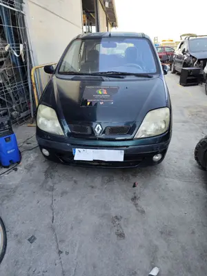 RENAULT SCENIC I (JA...) foto 1