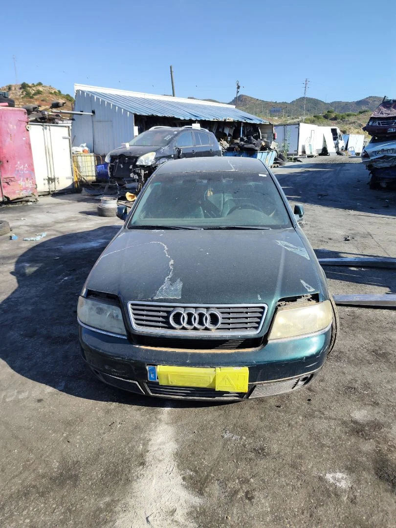AUDI A6 BERLINA (4B2)