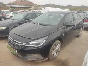 OPEL ASTRA K BERLINA 5P foto 1