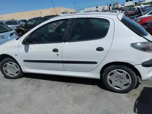 PEUGEOT 206 foto 2
