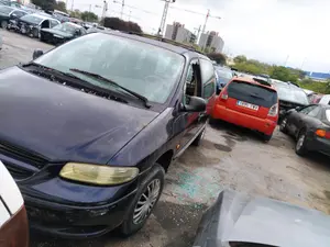 CHRYSLER VOYAGER GS foto 3